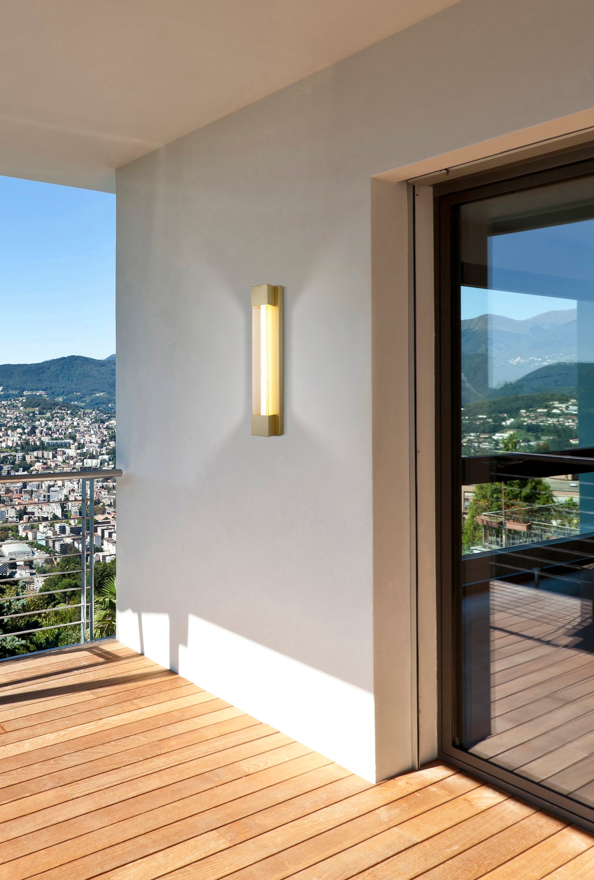 Searchlight Electric Sacramento OD LED Wall Light - Stainless Steel, Painted Gold 17670GO