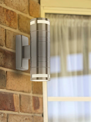 Searchlight Electric Metro Outdoor Wall Light - Stainless Steel Metal & Glass 2018-2-LED