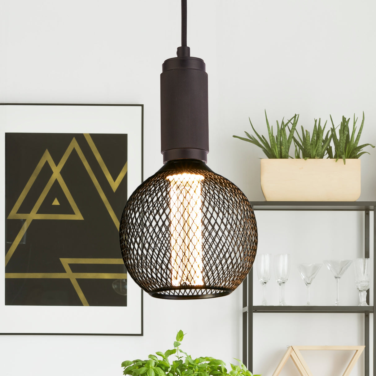 Searchlight Electric Wire Mesh Effect Globe Lamp - Black Metal 26003BK