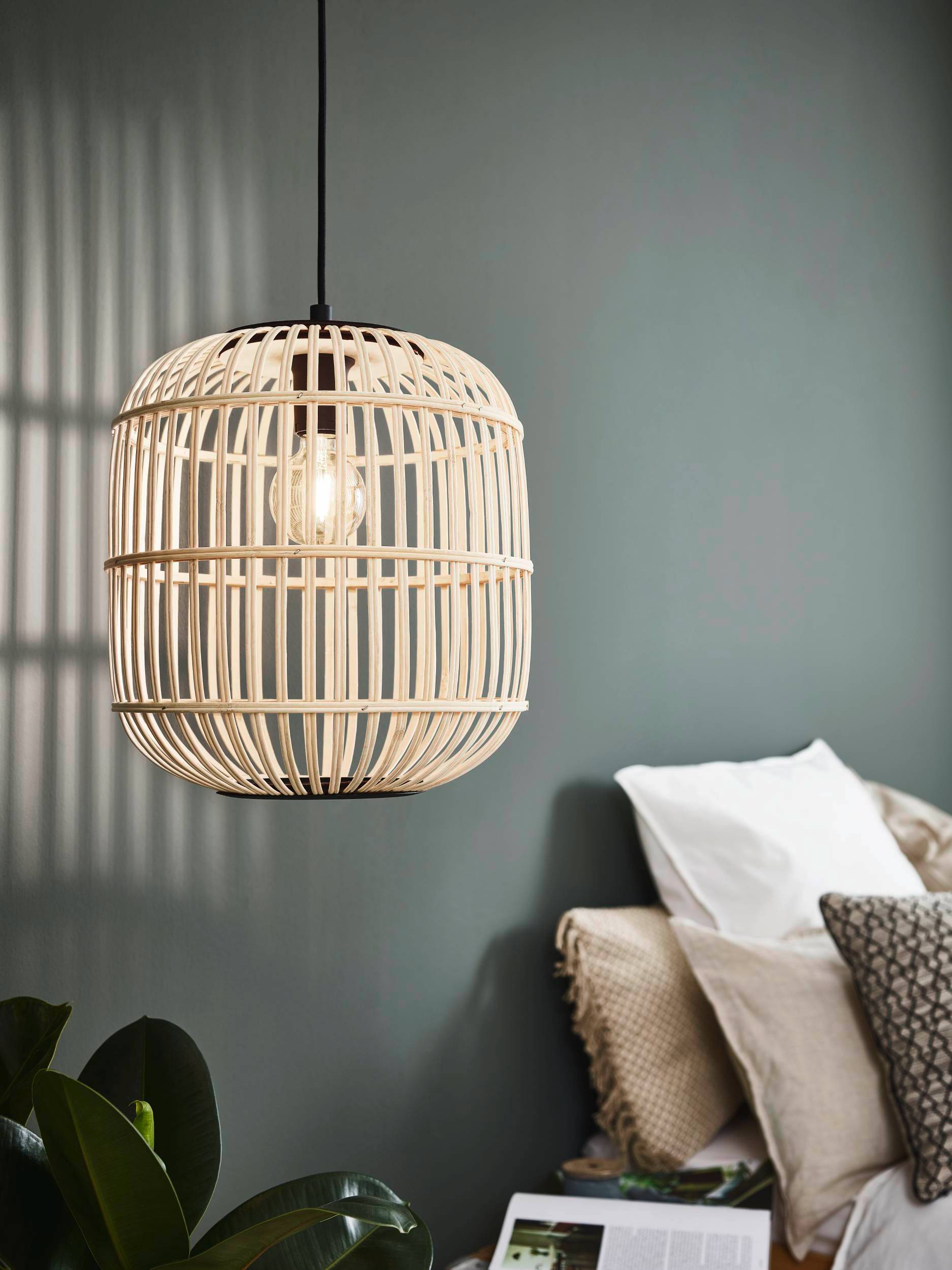 Eglo EU Basildon Table Lamp Black/Wood