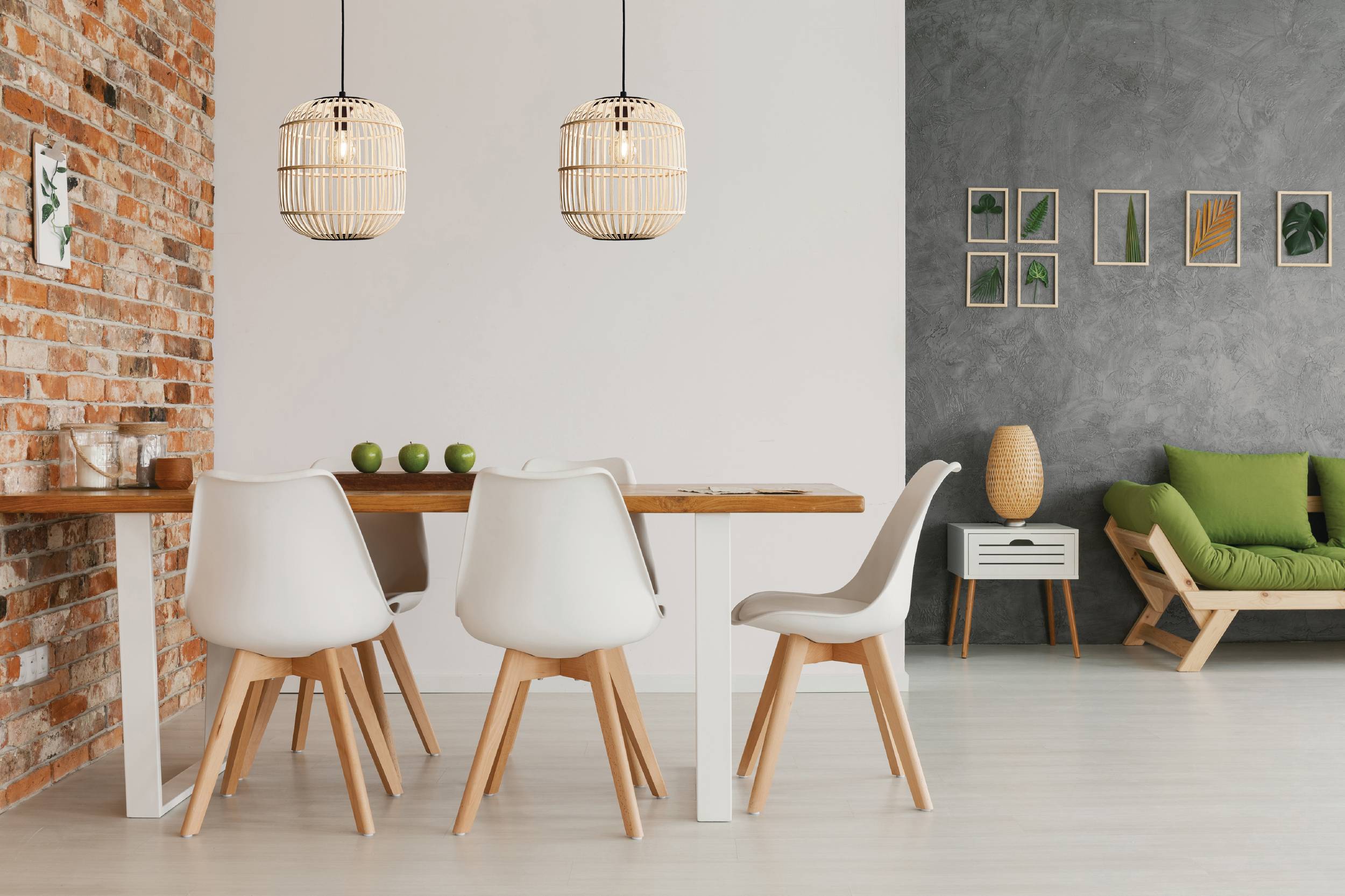 Eglo EU Bordesley 1-Light Natural Bamboo and Black Metal Single Pendant Ceiling Light (D) 21cm