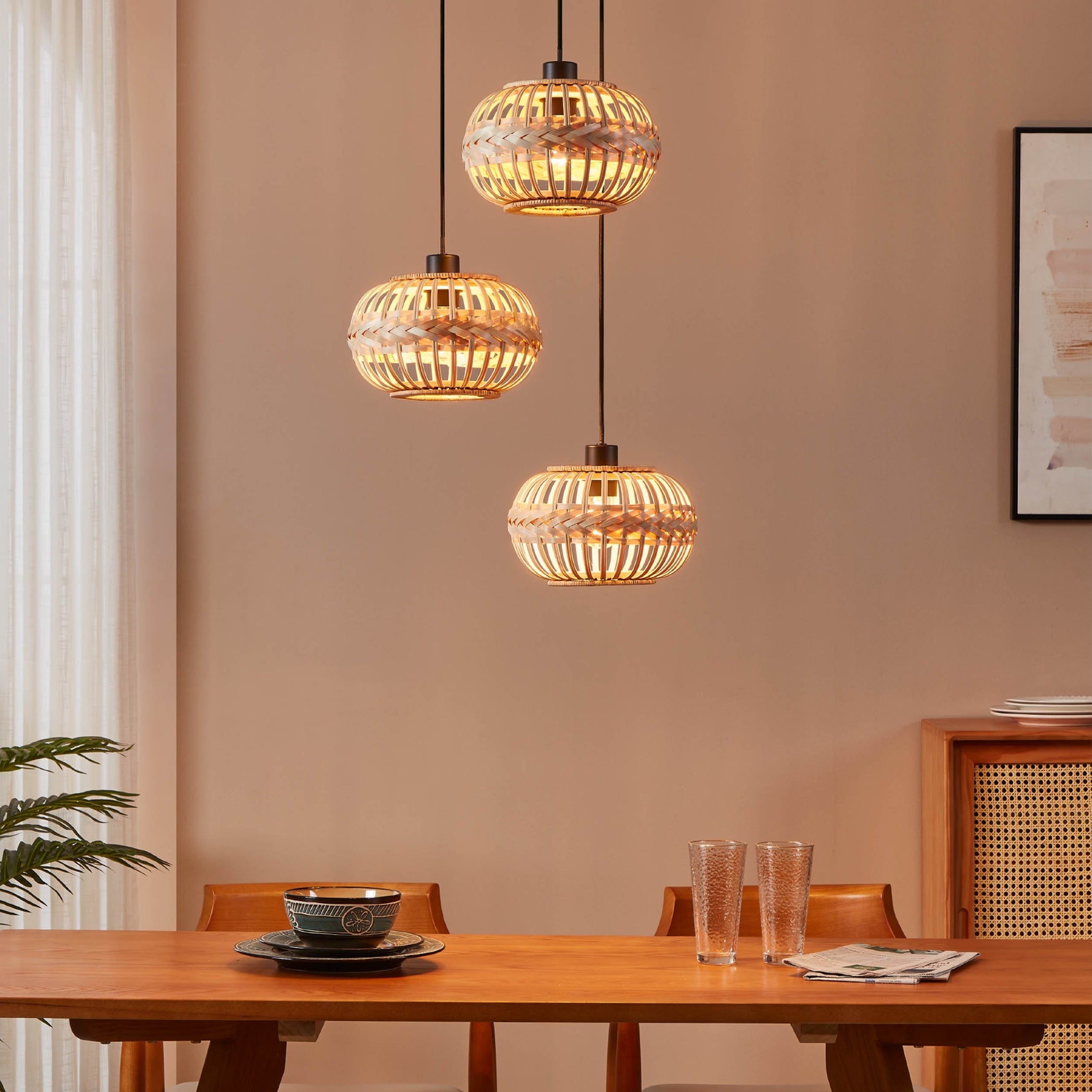 Eglo EU Amsfield 1 Tabel Lamp Natural Woven Wood Shade and Steel Tripod Base product image - Endon Lighting from First Light Direct with great prices and fast UK delivery