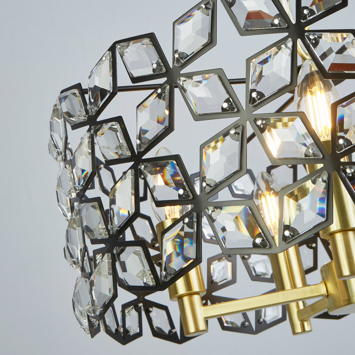 Searchlight Electric Iris 5Lt 48cm Round Pendant - Black Metal, Crystal & Brass 59811-5BSB