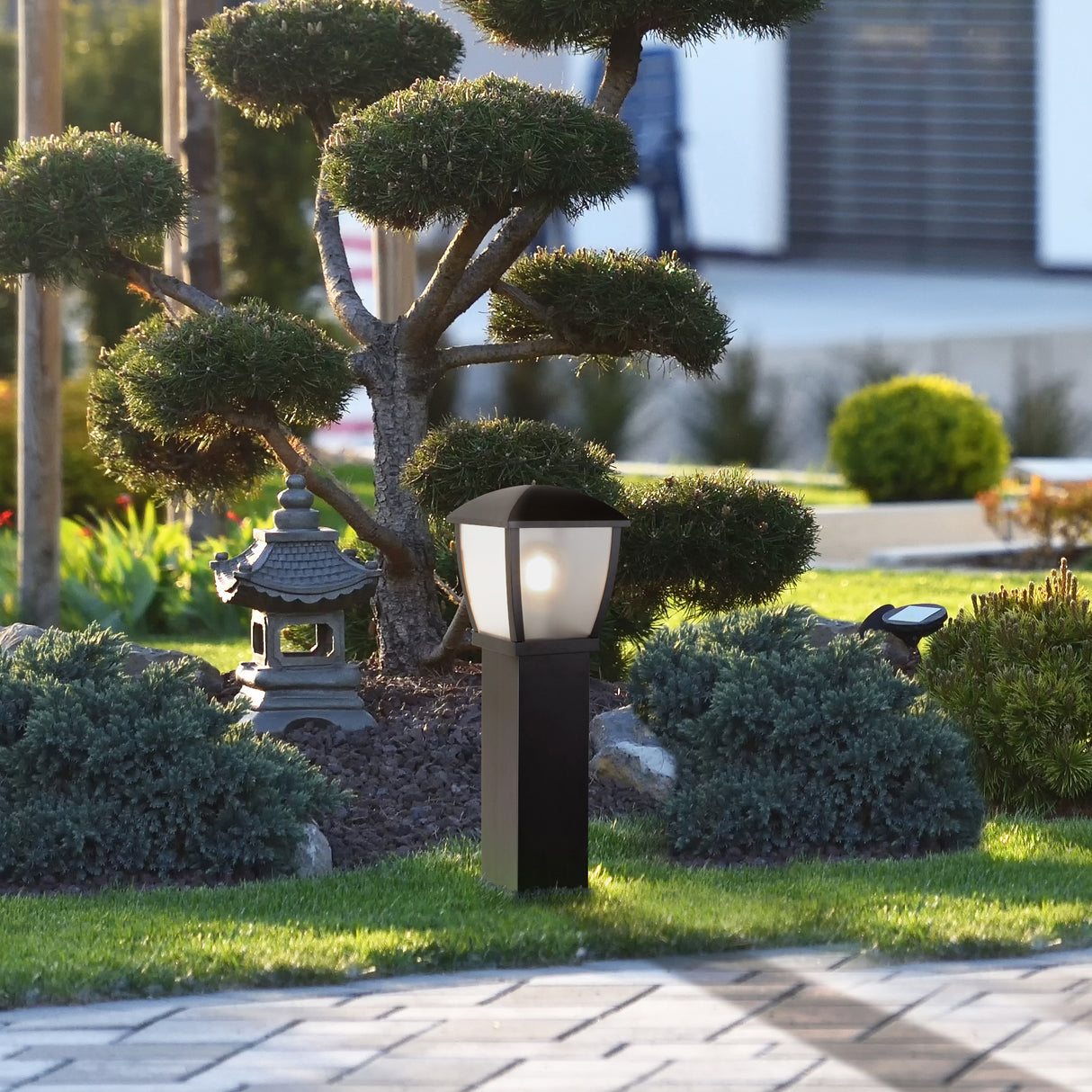 Searchlight Electric Seattle Post - Black Metal & Clear Frosted Polycarbonate 6591-730