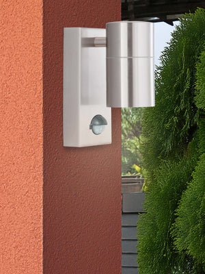 Searchlight Electric Metro Outdoor Wall Light - Stainless Steel Metal & Glass 7008-1SS-LED