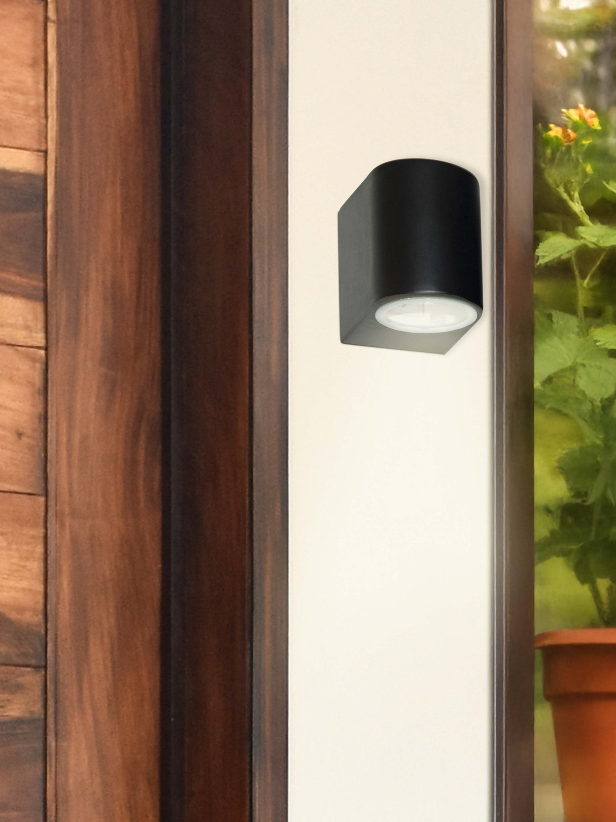 Searchlight Electric Eiffel Outdoor Wall Light-Black Metal, Clear & Frosted Glass 8008-1BK-LED