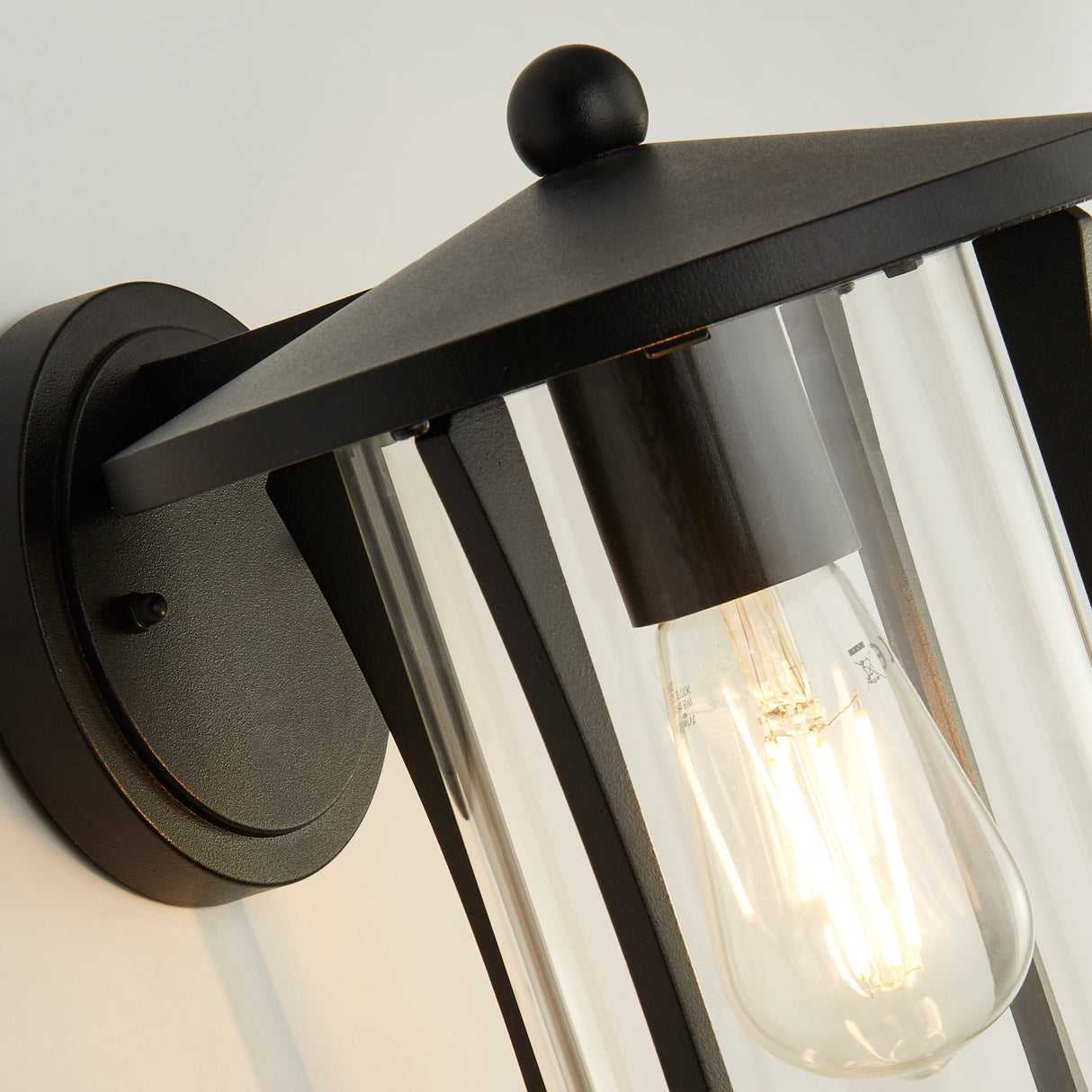 Searchlight Electric Pagoda Outdoor Wall Light- Black Metal & Clear Glass 8477BK