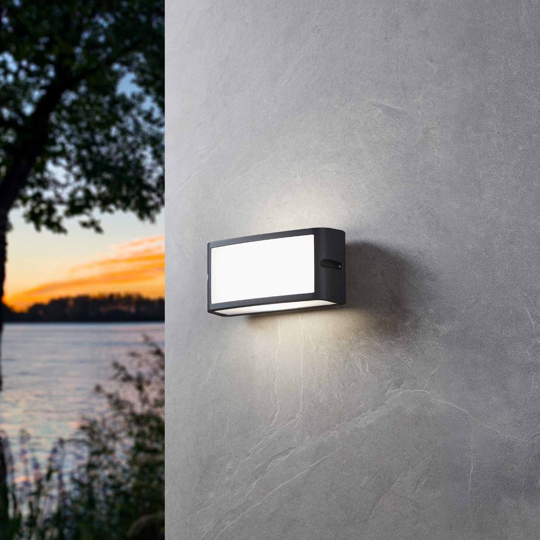 Eglo EU LATERNA?5 Outdoor Wall Light – White Cast Aluminium Lantern, E27, Classic Exterior Lighting