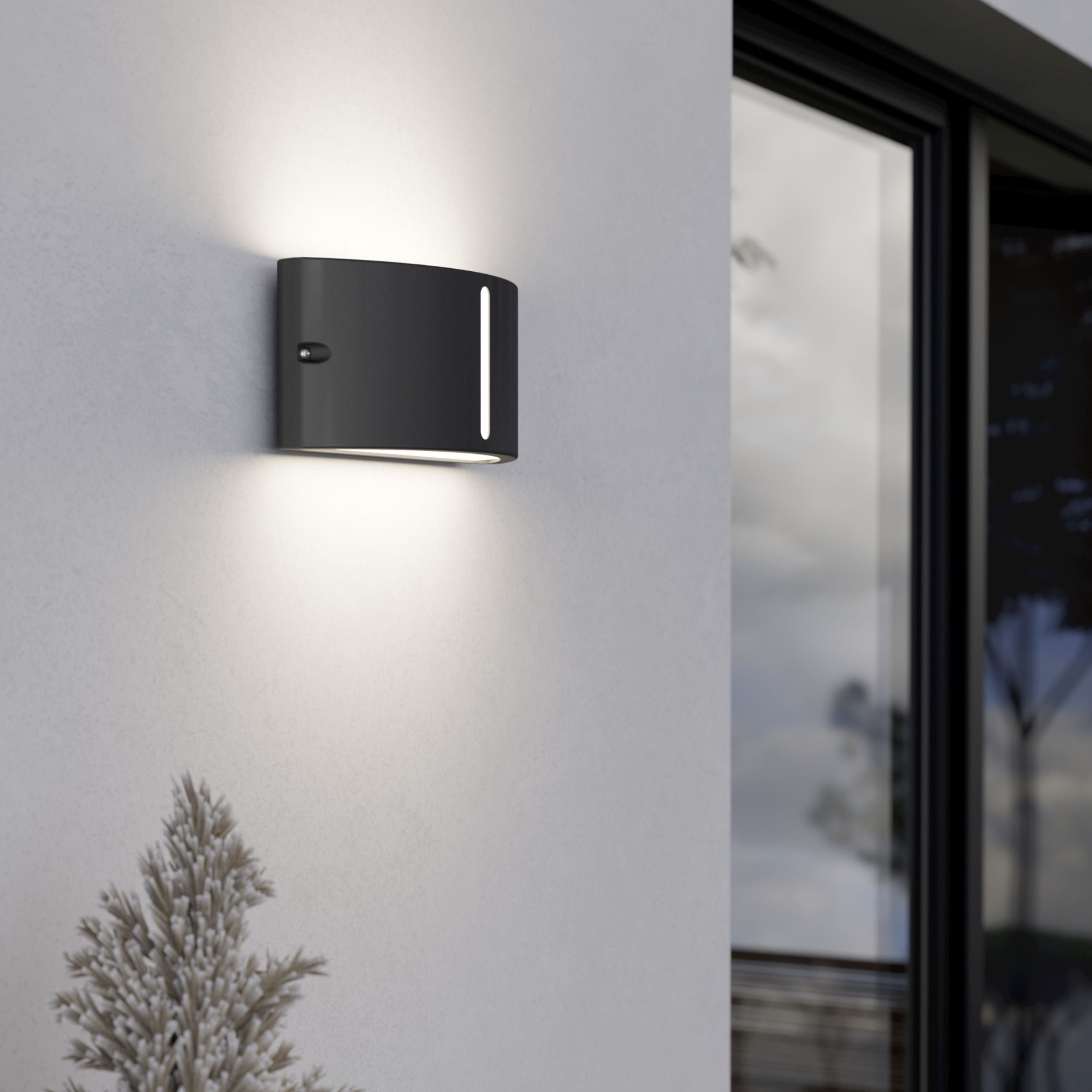 Eglo EU POGGIARELLO Wall Light – Black, IP54, E14, Compact Outdoor Wall Lighting