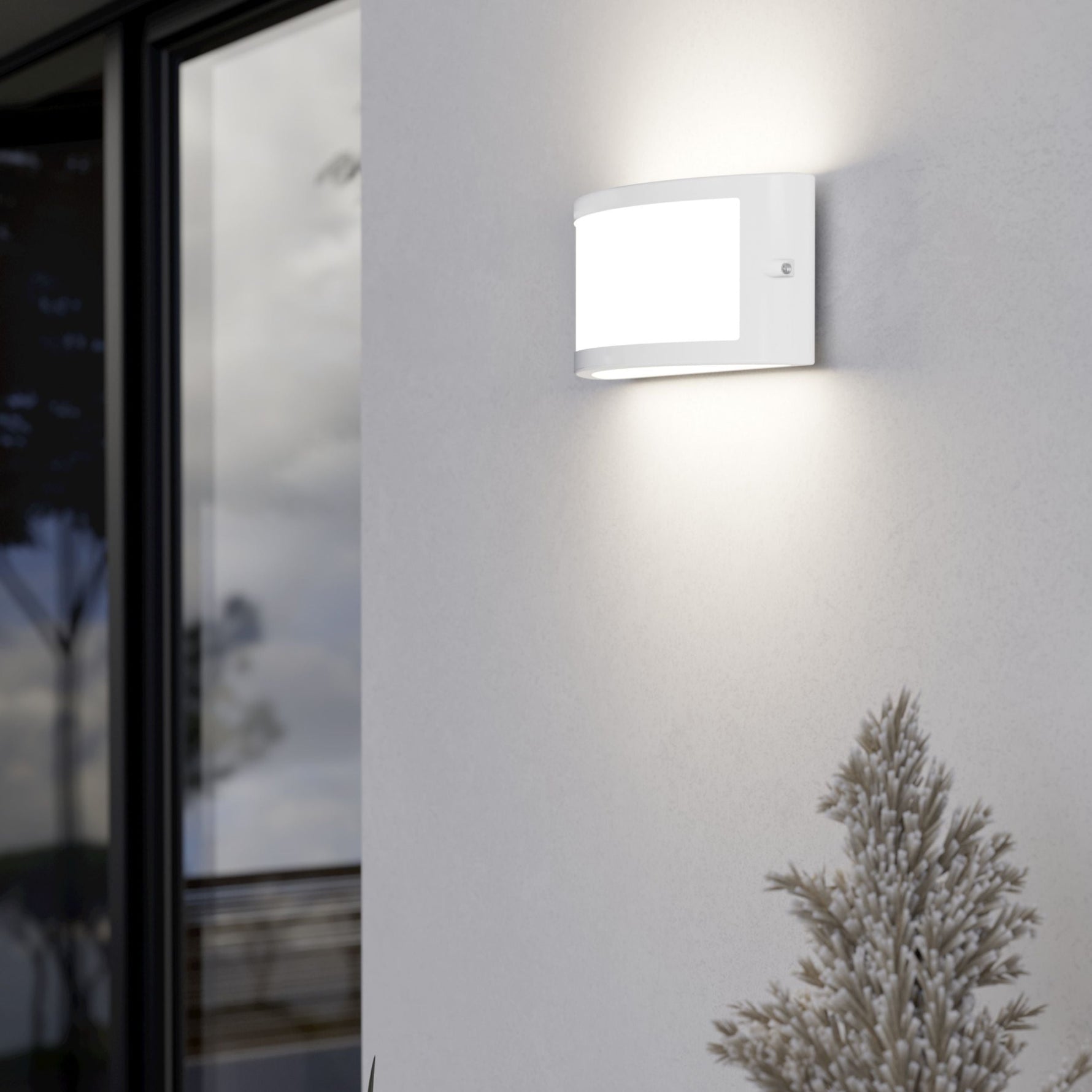Eglo EU MONTELAURO Wall Light – Auburn, IP65, 3?Step CCT, Outdoor LED Wall Lighting