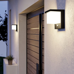 Eglo EU FRIGENTO Solar Wall Light – Black Aluminium, Motion Sensor, Warm White, IP44 Outdoor Lighting