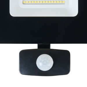 Eglo EU FAEDO?3 Outdoor LED Floodlight – Black Aluminium, Motion Sensor, Daylight White, IP44 Exterior Lighting