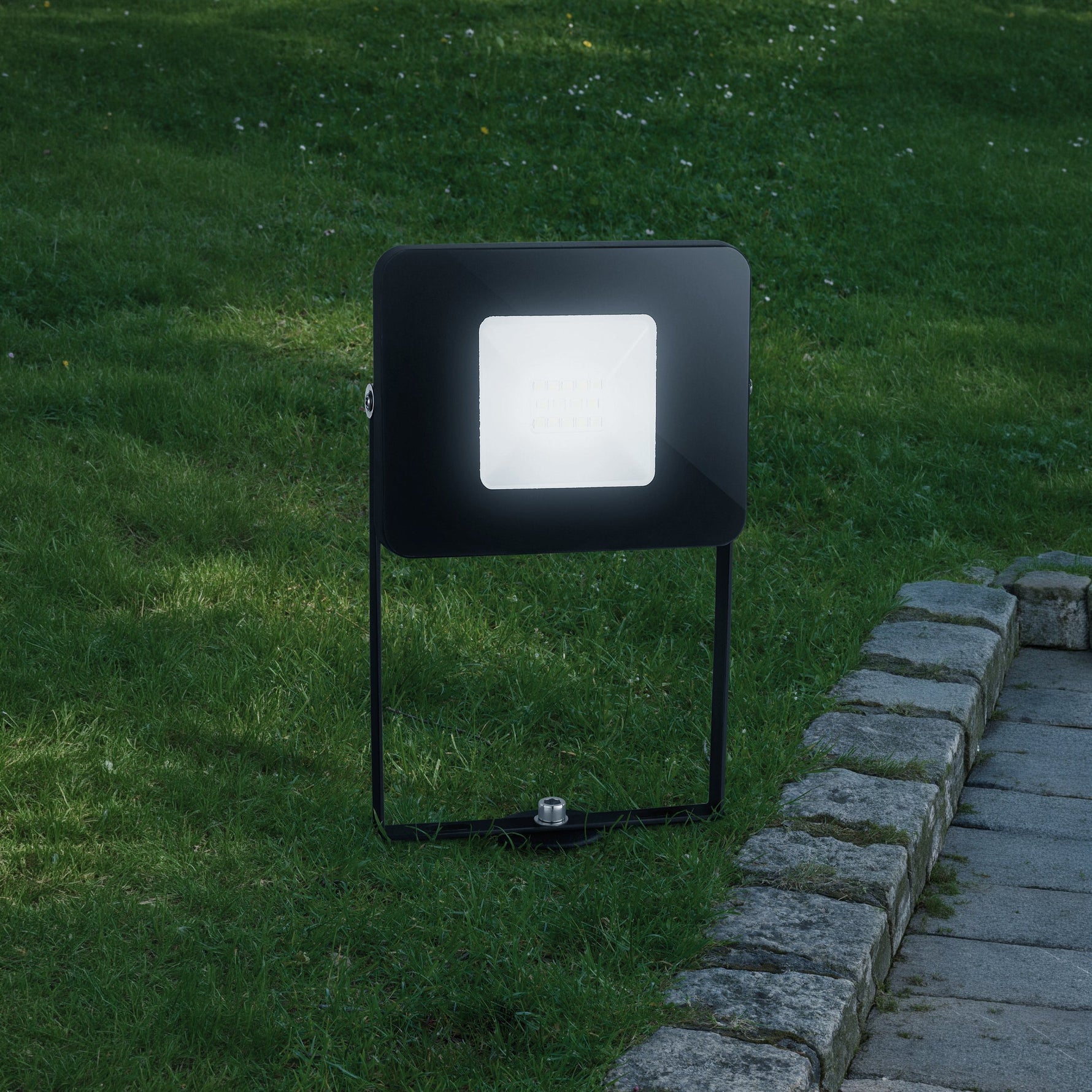 Eglo EU PARRAPOS?Z LED Wall Light – Black Steel, Tuneable White, Smart App & Remote Control, Indoor Lighting