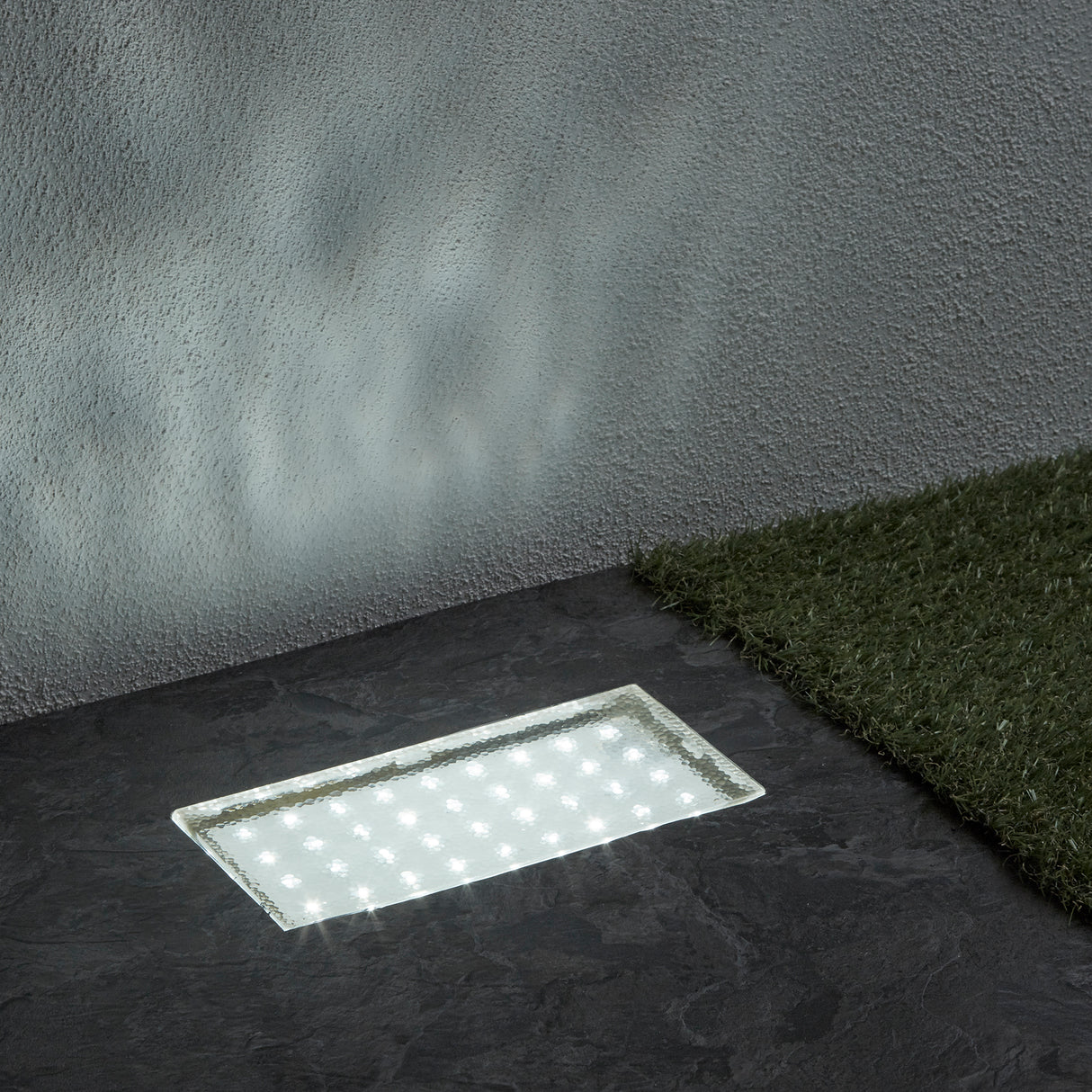 Searchlight Electric Walkover Outdoor Recessed - White Metal & Polycarbonate 9915WH