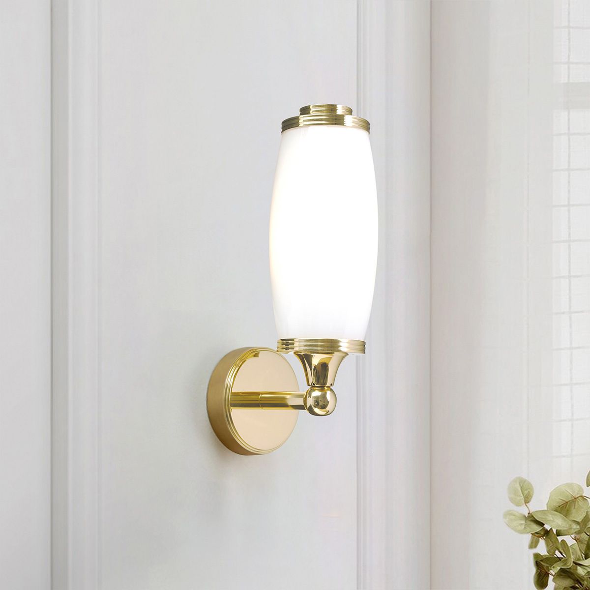 Elstead Lighting Wall Light from the Eliot range. Eliot 1 Light Wall Light – SKU BATH-ELIOT1-PB