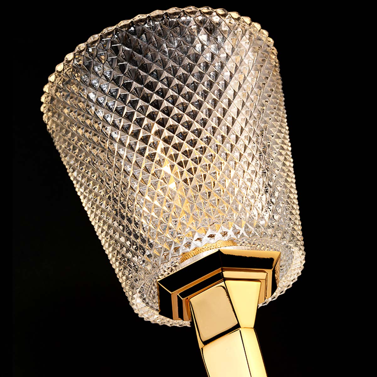 Elstead Lighting  Wall Light from the Verity range. Verity 1 Light Wall Light Product Code = BATH-VERITY-PG