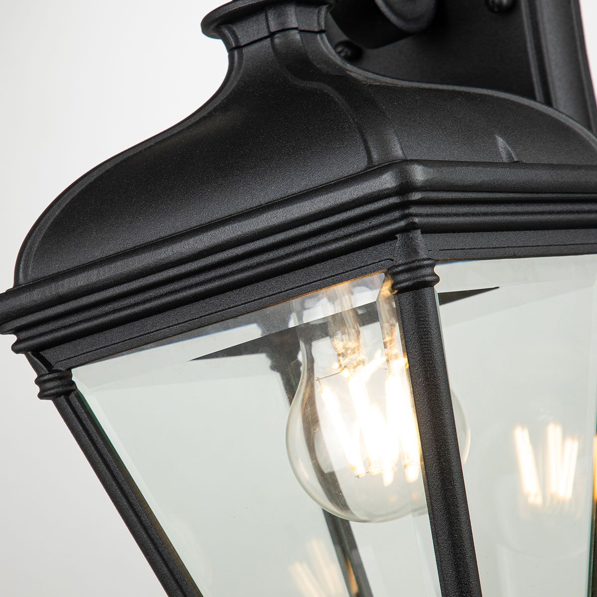 Elstead Lighting Outdoor Wall Light from the Bayview range. Bayview 1 Light Medium Wall Lantern – SKU BAYVIEW-2M-BK