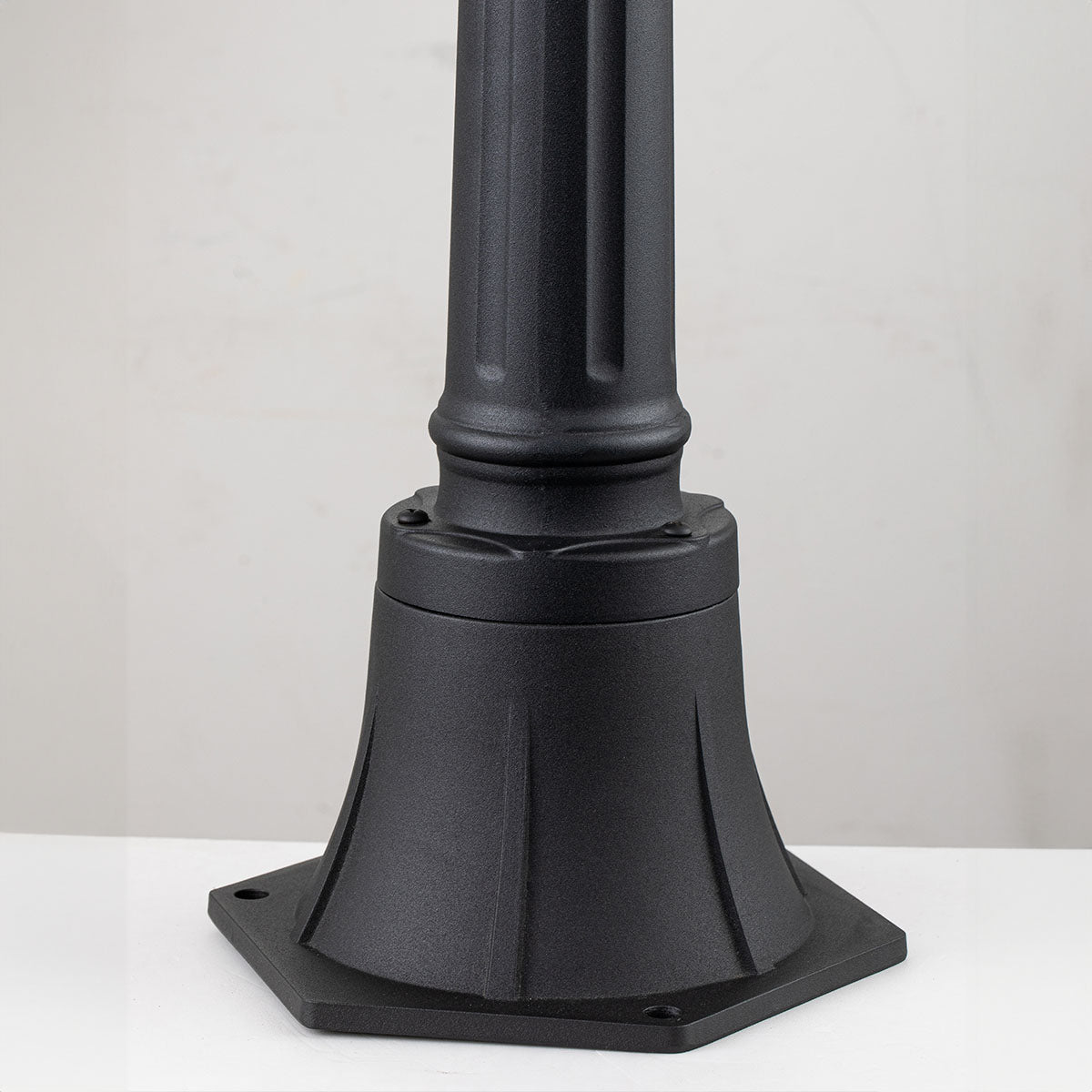 Elstead Lighting Pillar Lantern from the Bayview range. Bayview 1 Light Medium Pillar Lantern Product Code = BAYVIEW-4M-BK