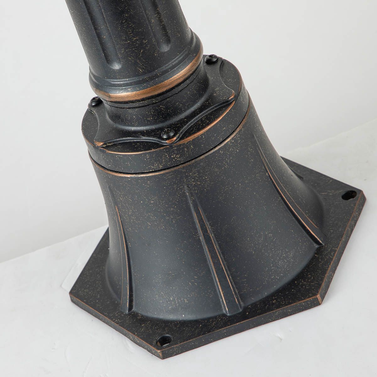 Elstead Lighting Pillar Lantern from the Baltimore range. Baltimore 1 Light Medium Pillar – SKU BT4-M