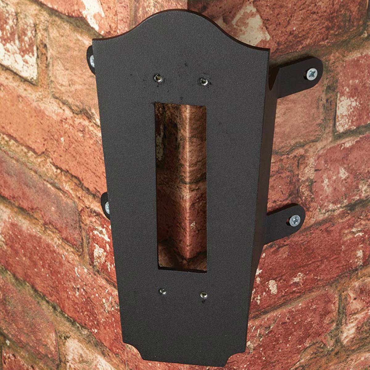 Norlys Corner Bracket from the Corner Brackets range. Corner Bracket 4 - Black Product Code = C-BKT4-BLK