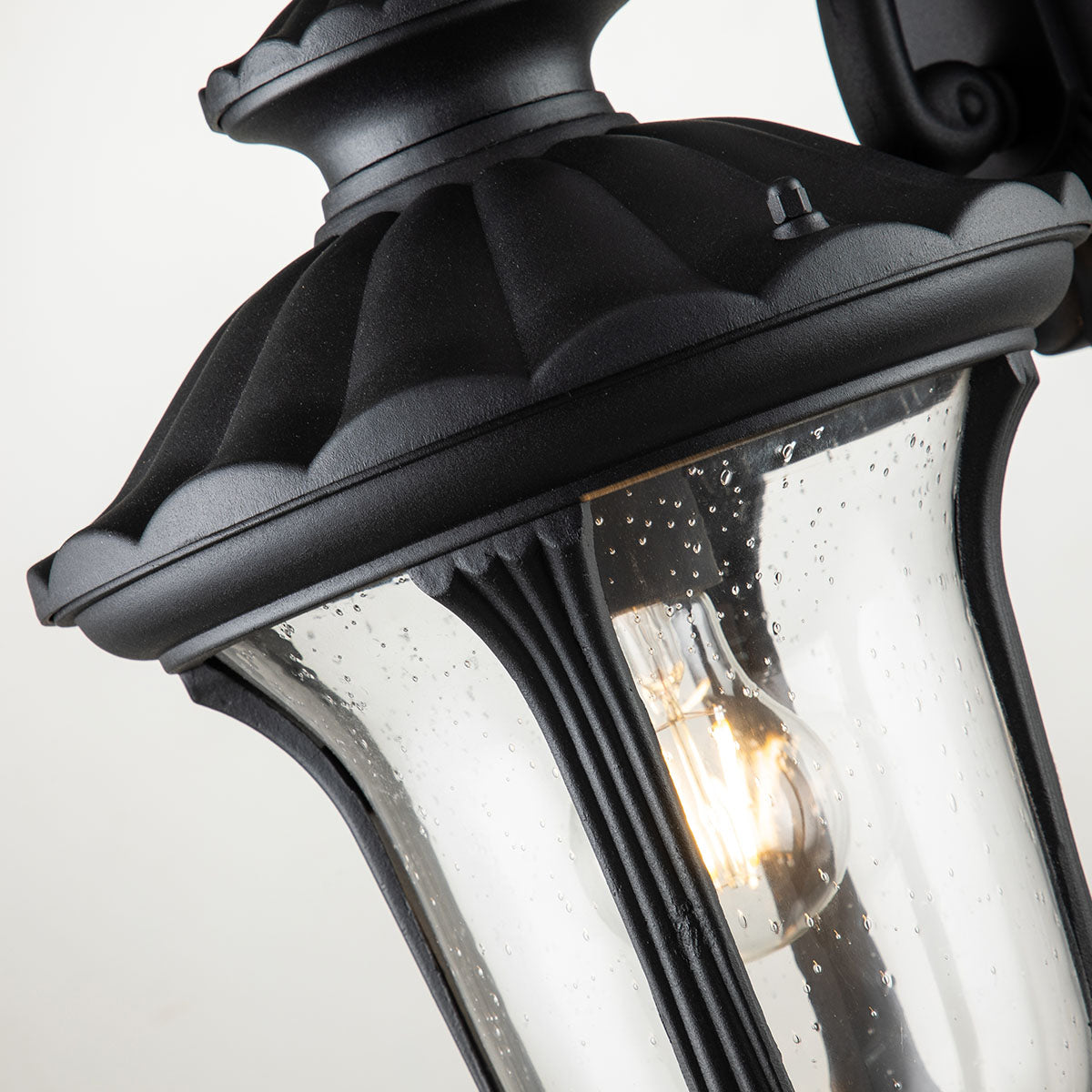 Elstead Lighting Outdoor Wall Light from the Chicago range. Chicago 1 Light Small Wall Lantern Product Code = CC2-S-BK