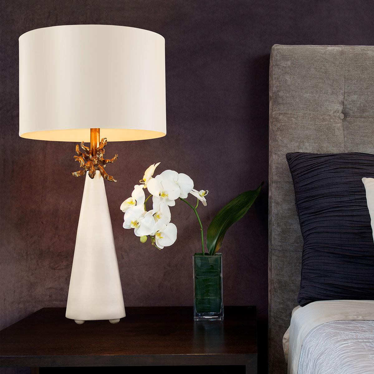 Flambeau Table Lamp from the Neo range. Neo 1 Light Table Lamp  Product Code = FB-NEO-TL-FR-WHT