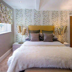 Flambeau Table Lamp from the Nettle Luxe range. Nettle Luxe 2 Light Table Lamp - Gold Product Code = FB-NETTLELUX-G-TL