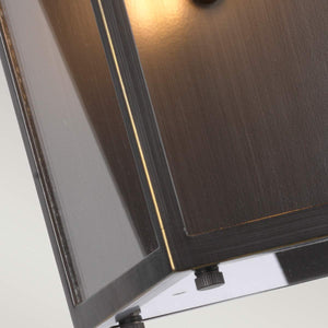 Feiss Outdoor Wall Light from the Glenview range. Glenview 1 Light Wall Lantern Product Code = FE-GLENVIEW-M