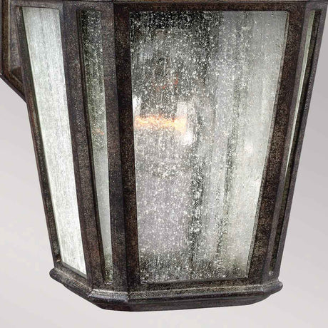 Feiss Outdoor Wall Light from the Londontowne range. Londontowne 1 Light Wall Lantern Product Code = FE-LONDONTOWNE