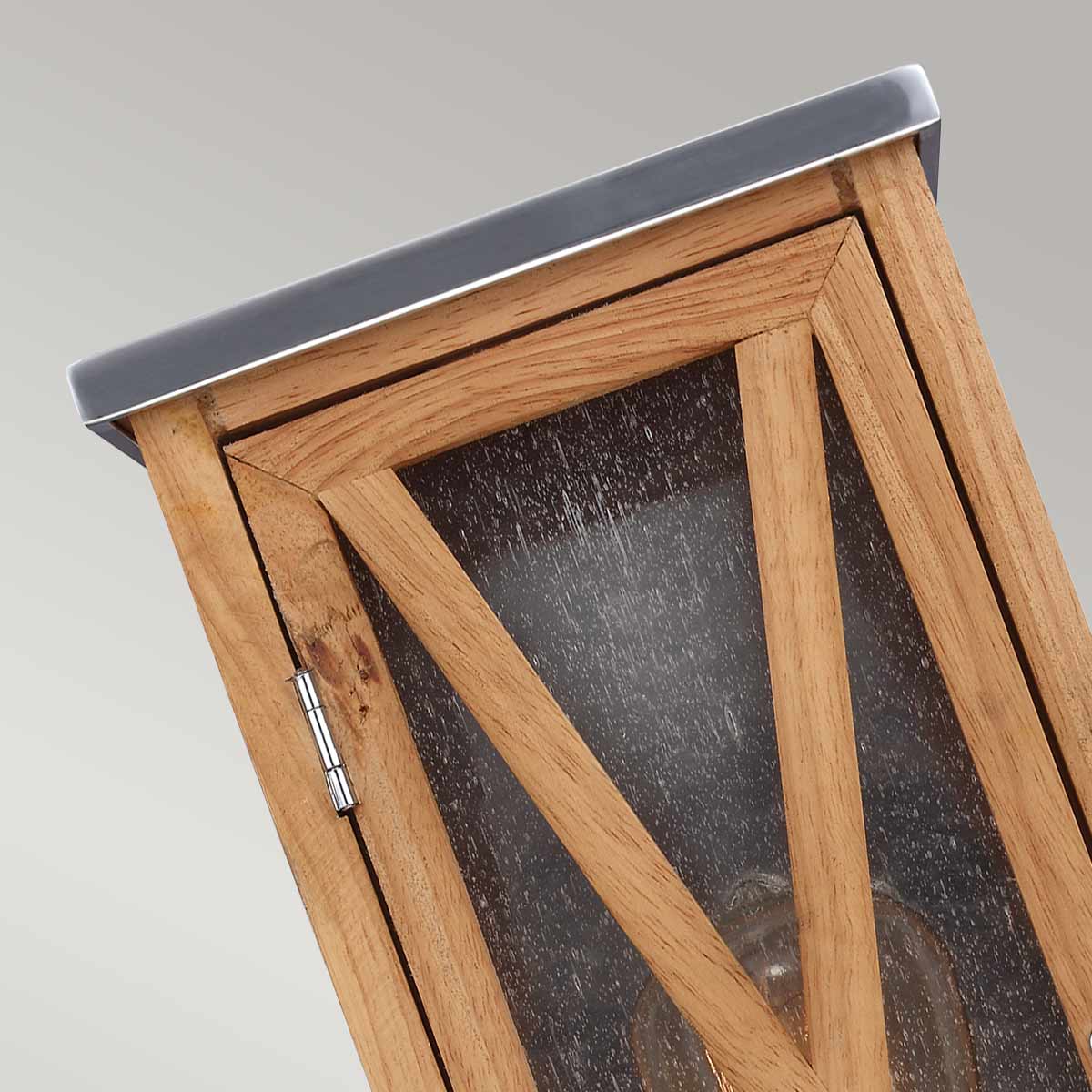 Feiss Outdoor Wall Light from the Lumiere range. Lumiere 1Lt Rectangle Wall Light  Product Code = FE-LUMIERE-S1OAK