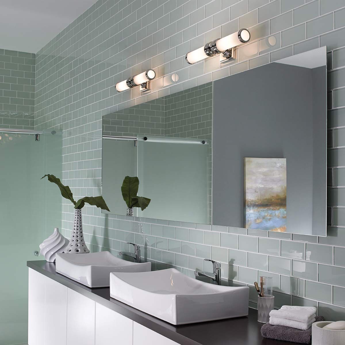 Feiss Wall Light from the Payne range. Payne 2 Light Wall Light – SKU FE-PAYN-OR2-BATH