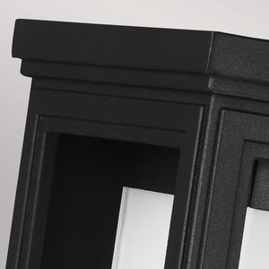 Feiss Outdoor Wall Light from the Roscoe range. Roscoe 1 Light Medium Wall Lantern Product Code = FE-ROSCOE-M