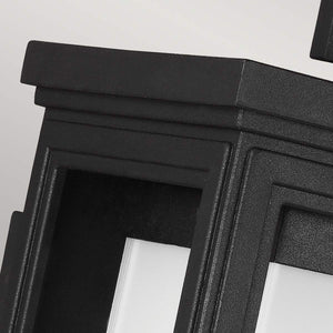 Feiss Outdoor Wall Light from the Roscoe range. Roscoe 1 Light Small Wall Lantern Product Code = FE-ROSCOE-S