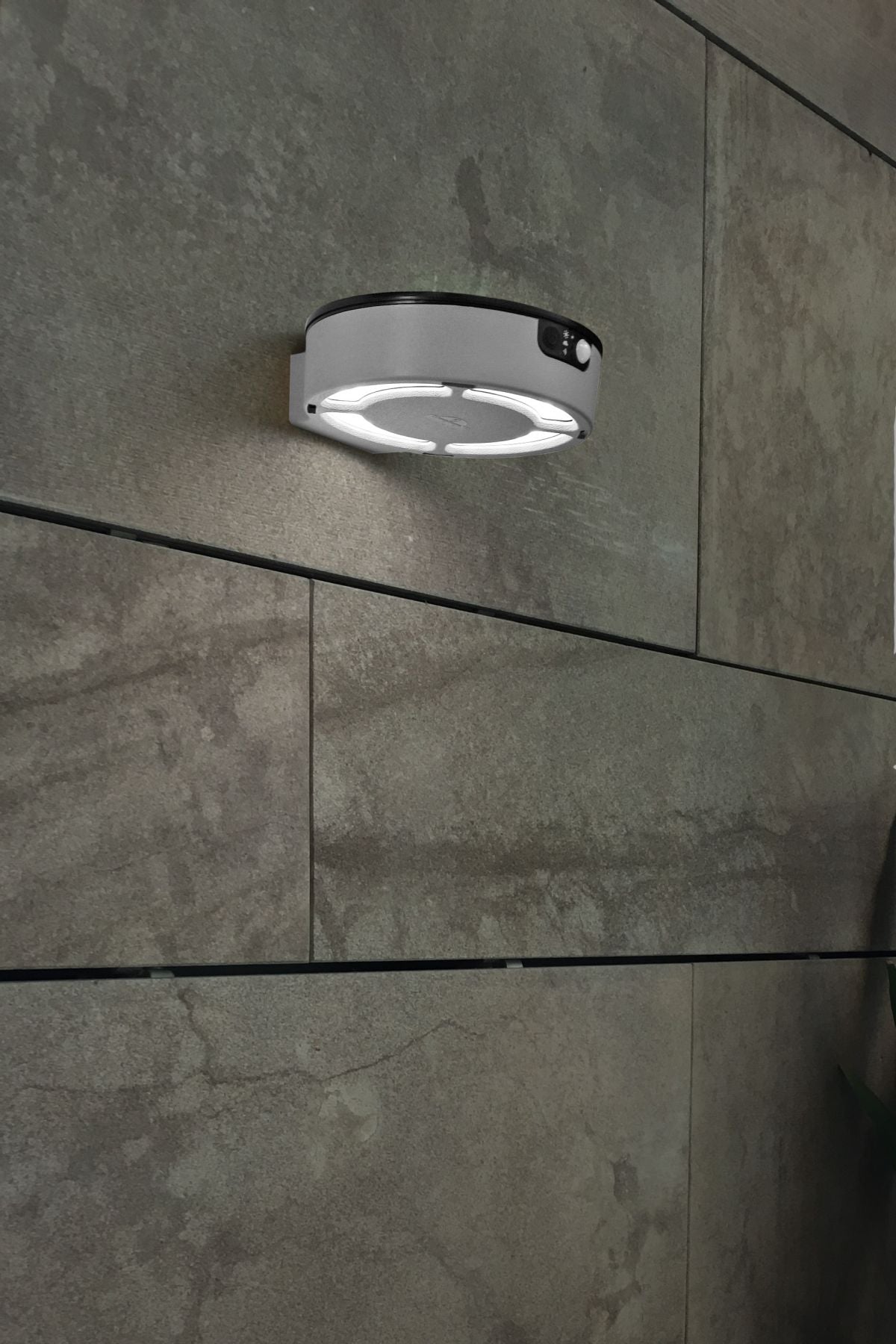 Magnalux Fortunato 2W Black Solar PIR Wall Light CCT Part Number - FORTUNATOBL