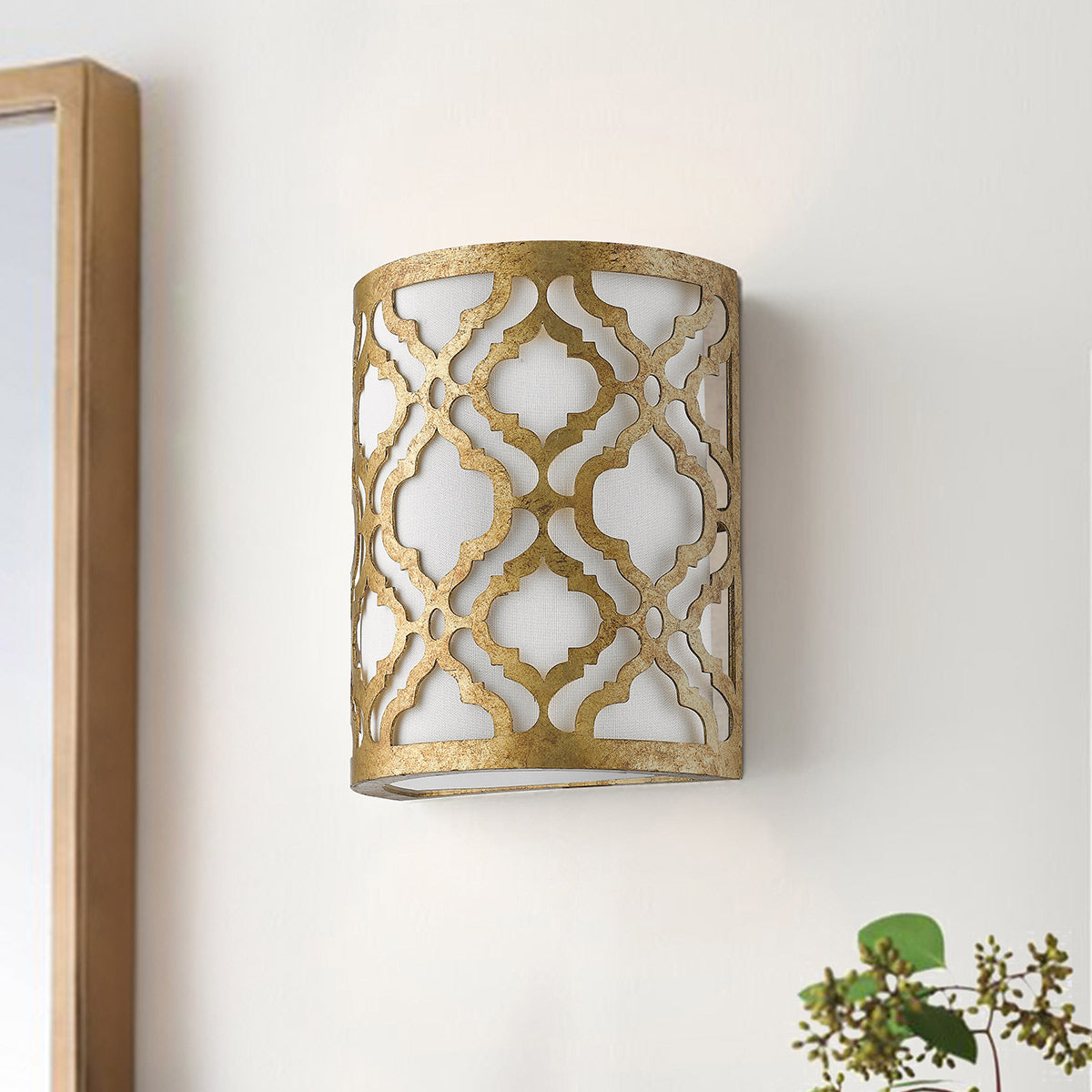 Gilded Nola Wall Light from the Arabella range. Arabella 1 Light Wall Light Product Code = GN-ARABELLA1