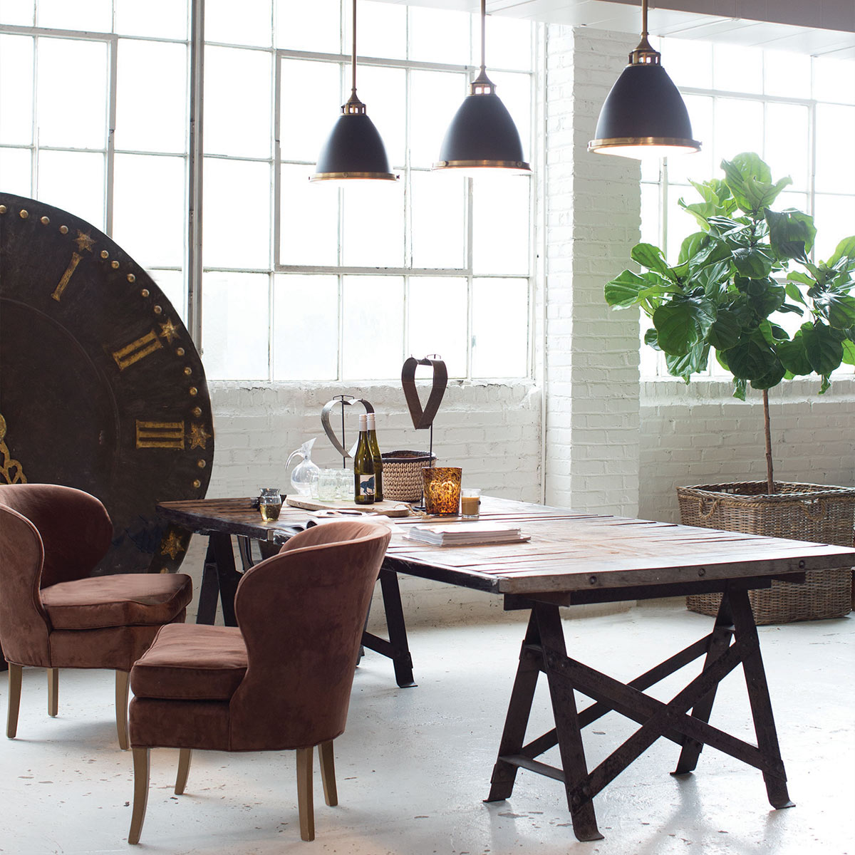 Hinkley Pendant from the Amelia range. Amelia 1 Light Medium Pendant Product Code = HK-AMELIA-P-M-RB