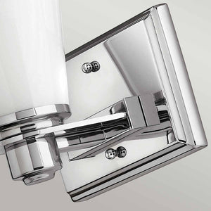 Hinkley Wall Light from the Avon range. Avon 1 Light Wall Light Product Code = HK-AVON1-BATH