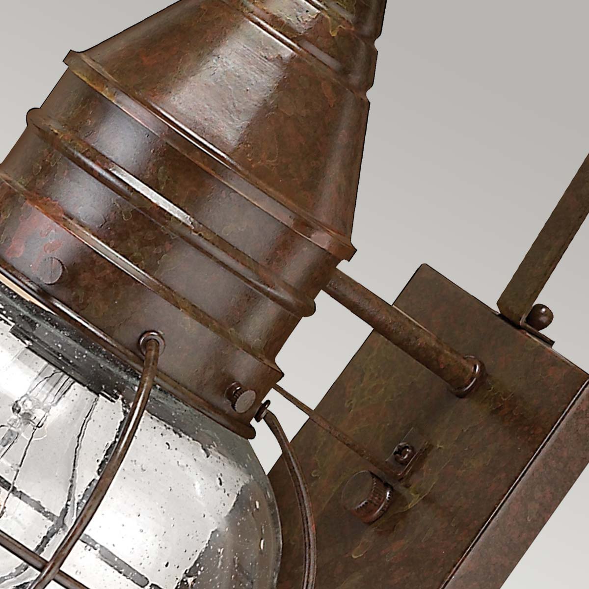 Hinkley Outdoor Wall Light from the Cape Cod range. Cape Cod 1 Light Medium Wall Lantern Product Code = HK-CAPECOD2-M