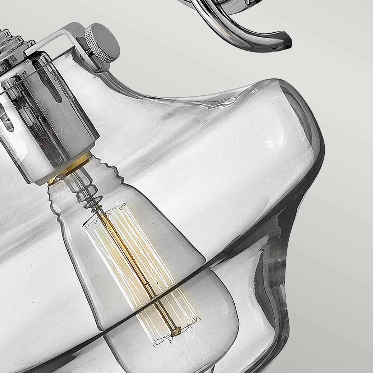 Hinkley Wall Light from the Congress range. Congress 1 Light Clear Tiered Glass Wall Light - Chrome  Product Code = HK-CONGRESS1-B-CM