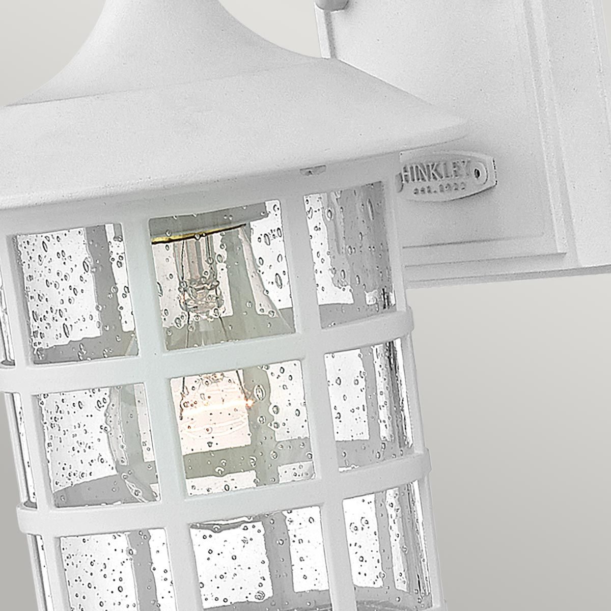 Hinkley Outdoor Wall Light from the Freeport range. Freeport 1-light Small Wall Lantern – SKU HK-FREEPORT2-S-TWH