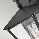 Hinkley Outdoor Wall Light from the Huntersfield range. Huntersfield 1 Light Small Wall Lantern Product Code = HK-HUNTERSFIELD2-S-BK