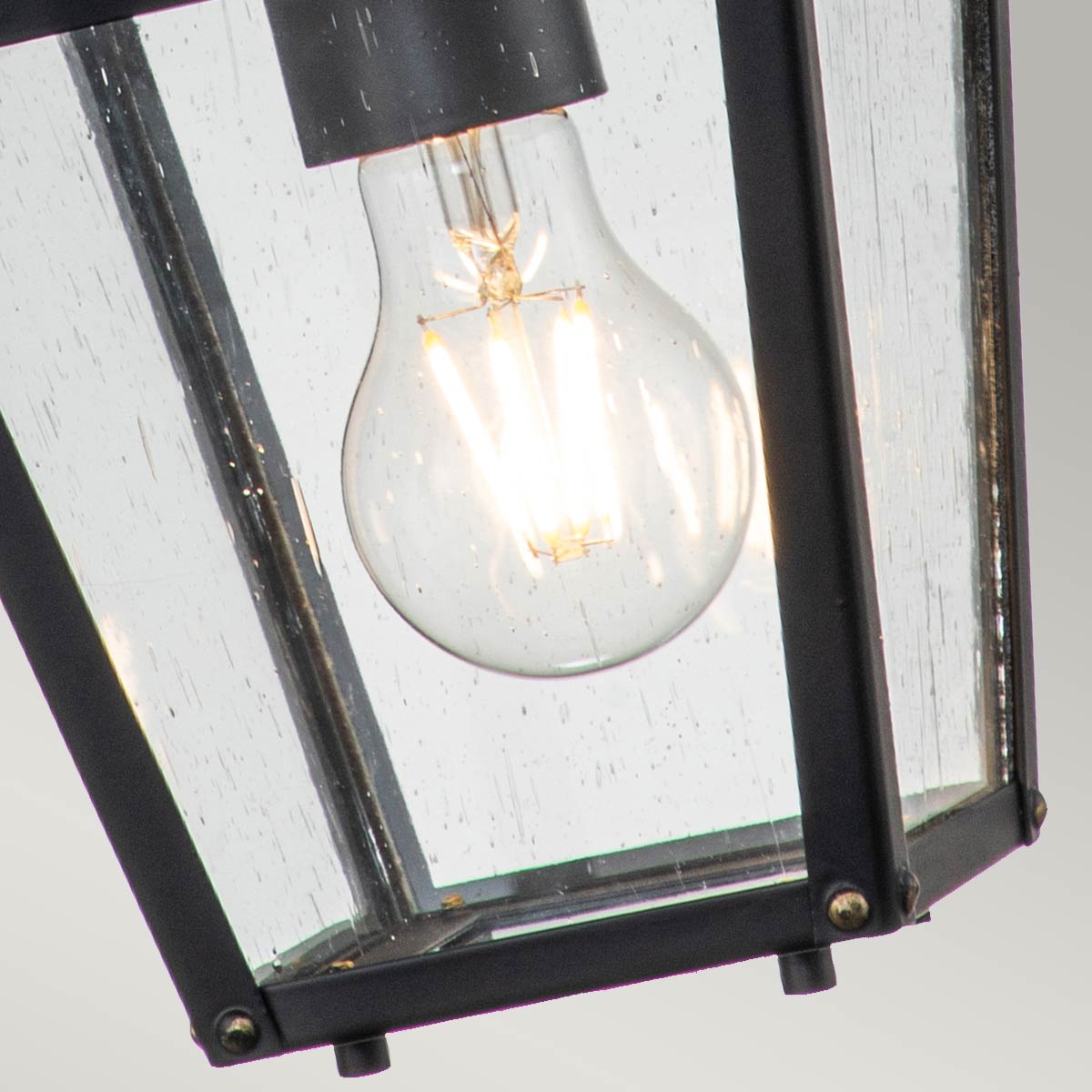 Hinkley  Outdoor Hanging from the Huntersfield range. Huntersfield 1 Light Small Chain Lantern Product Code = HK-HUNTERSFIELD8-S-BK