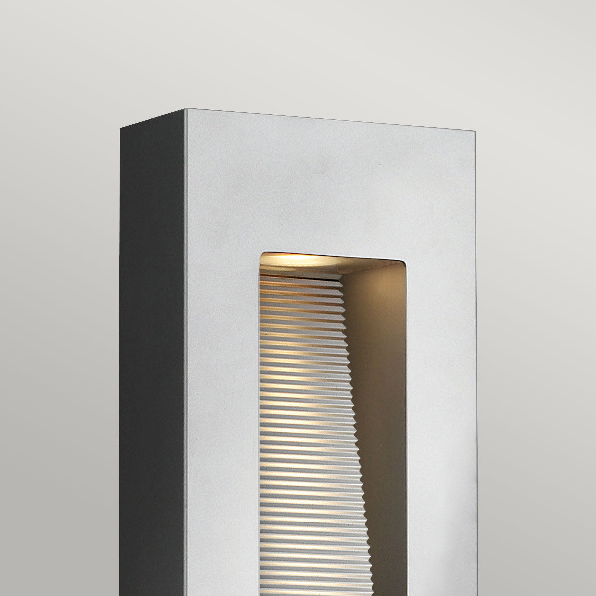 Hinkley Outdoor Wall Light from the Luna range. Luna Medium LED Wall Light - Titanium Product Code = HK-LUNA-M-TT