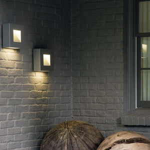 Hinkley Outdoor Wall Light from the Luna range. Luna Small LED Wall Light - Satin Black Product Code = HK-LUNA-S-SK