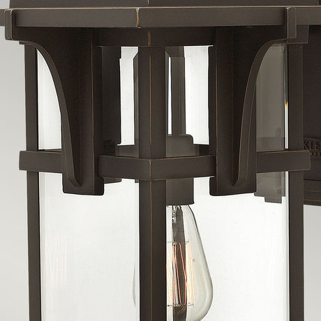 Hinkley Outdoor Wall Light from the Manhattan range. Manhattan 1 Light Large Wall Lantern Product Code = HK-MANHATTAN2-L