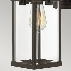 Hinkley Outdoor Wall Light from the Manhattan range. Manhattan 1 Light Medium Wall Lantern Product Code = HK-MANHATTAN2-M