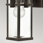 Hinkley Outdoor Wall Light from the Manhattan range. Manhattan 1 Light Small Wall Lantern Product Code = HK-MANHATTAN2-S