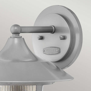 Hinkley Outdoor Wall Light from the Marina range. Marina 1 Light Medium Wall Lantern Product Code = HK-MARINA2-M