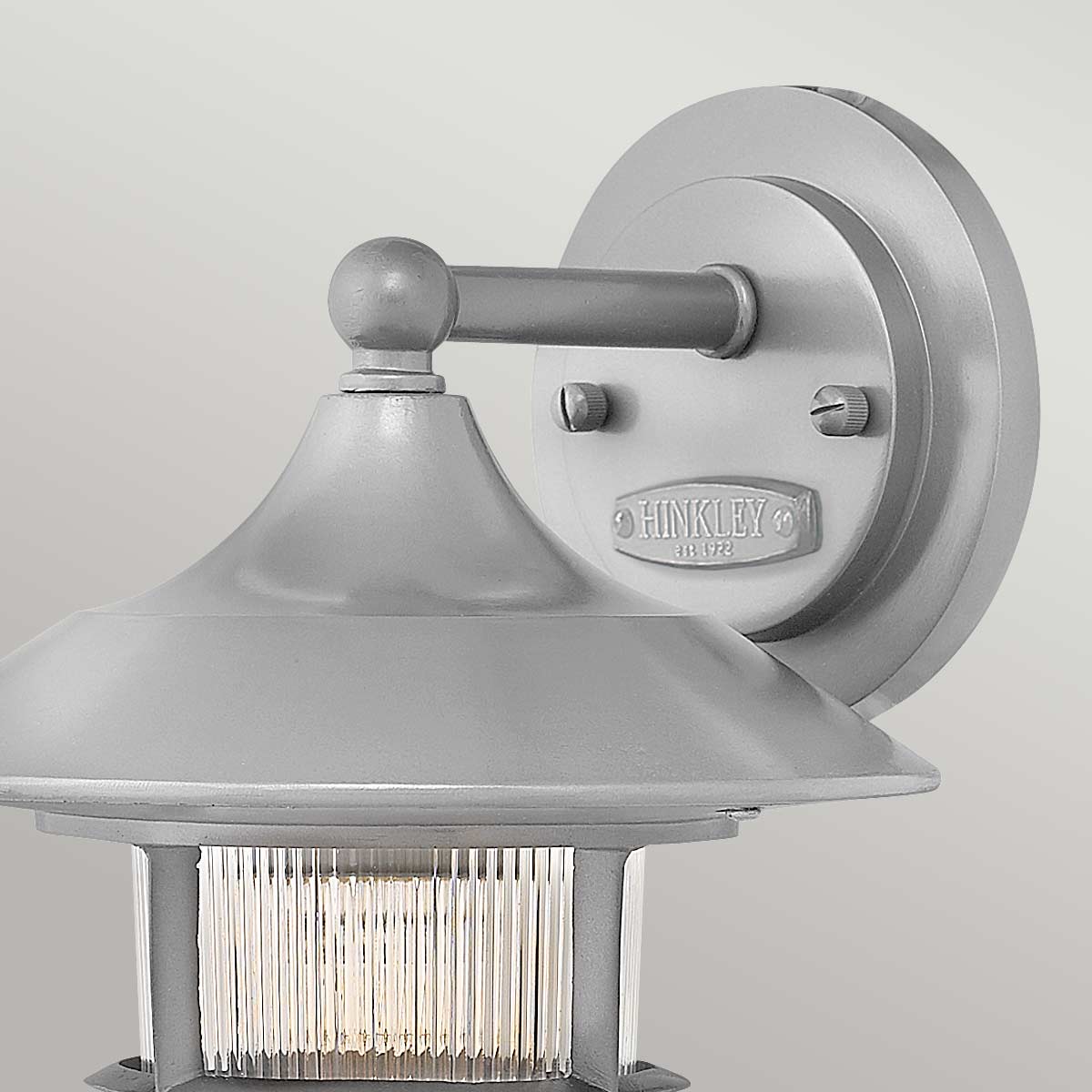 Hinkley Outdoor Wall Light from the Marina range. Marina 1 Light Small Wall Lantern Product Code = HK-MARINA2-S