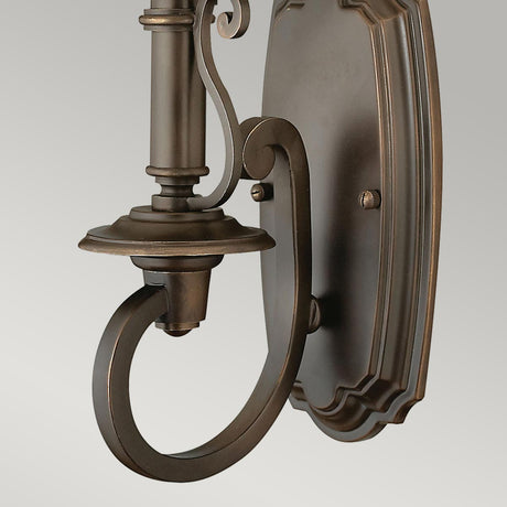 Hinkley Wall Light from the Plymouth range. Plymouth 1 Light Wall Light Product Code = HK-PLYMOUTH1
